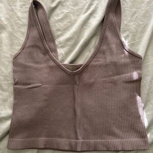 Cropped fitted tank
